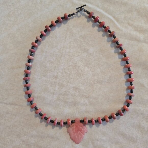 Natural Pink Rhodochrosite Etched Leaf Stone Beaded Necklace 15" - Picture 2 of 15